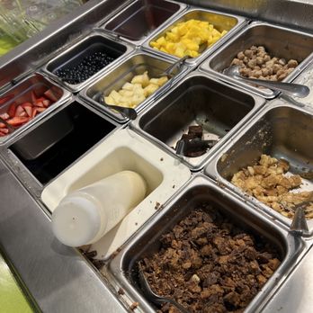 Menchie's Frozen Yogurt - Toppings - Ice Cream & Frozen Yogurt Near Me - Winnetka, California Menchie's Frozen Yogurt - Toppings - Ice Cream & Frozen Yogurt Near Me - Winnetka, California