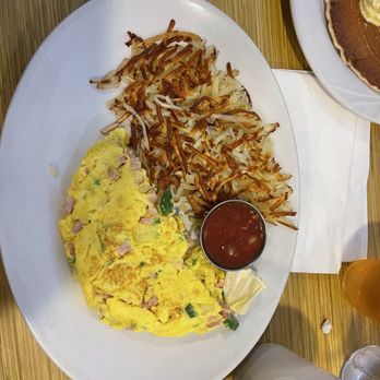 Silver Spoon Restaurant - Denver Omelette Breakfast - Diners Near Me - Glendora, California Silver Spoon Restaurant - Denver Omelette Breakfast - Diners Near Me - Glendora, California