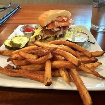 Maybank Public House - Fried Chicken Sandwich - American Near Me - Charleston, South Carolina Maybank Public House - Fried Chicken Sandwich - American Near Me - Charleston, South Carolina