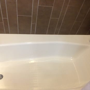 Hyatt Regency Long Beach - The bathtub is soo big that I was having trouble fitting it in my screen. - Hotels Near Me - Long Beach, California Hyatt Regency Long Beach - The bathtub is soo big that I was having trouble fitting it in my screen. - Hotels Near Me - Long Beach, California