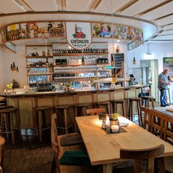Giesinger Bräu - Upstairs of restaurant before the dinner rush.