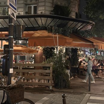 Verse Toujours - Outside from across the road - French Near Me - Paris, 75 Verse Toujours - Outside from across the road - French Near Me - Paris, 75