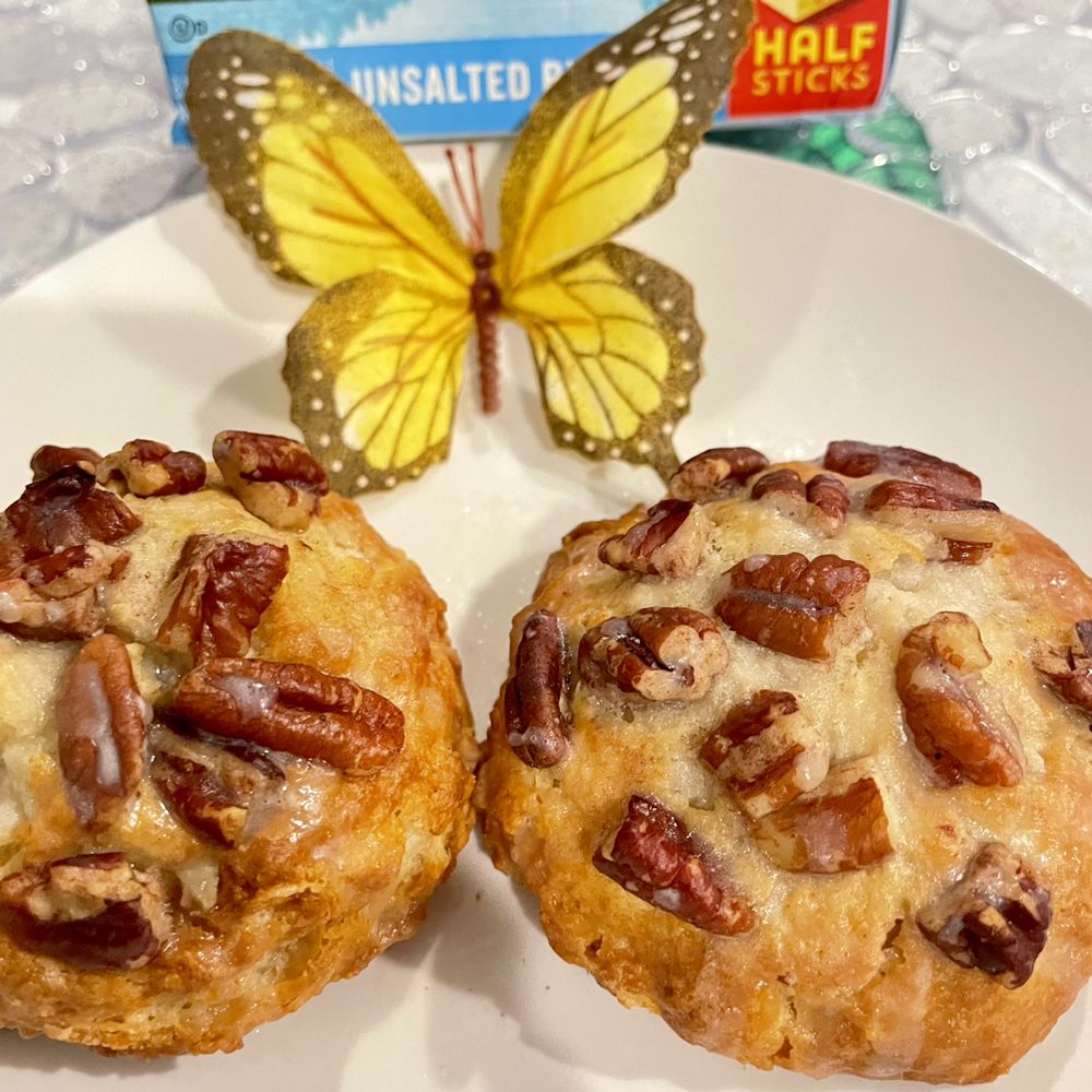 Queen of Scones Logo