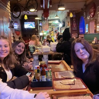 Buzzard Billy's - Birthday dinner! - American Near Me - La Crosse, Wisconsin