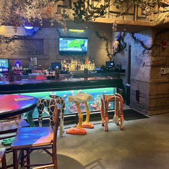 Rainforest Cafe - American Near Me - Atlantic City, New Jersey