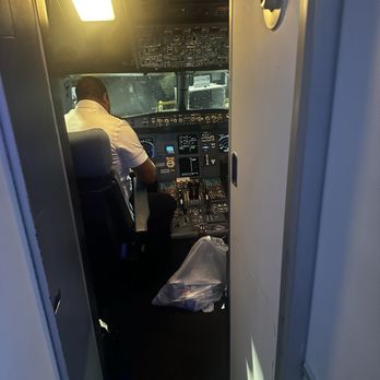 United Airlines - Airlines Near Me - Atlanta, Georgia