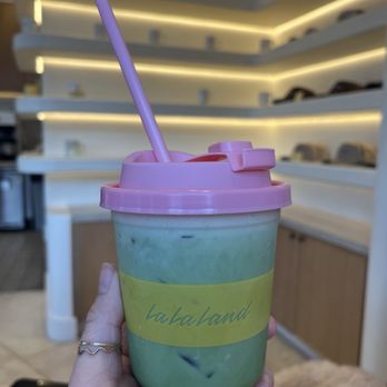 La La Land - Small banana cloud matcha - Cafes Near Me - Los Angeles, California La La Land - Small banana cloud matcha - Cafes Near Me - Los Angeles, California