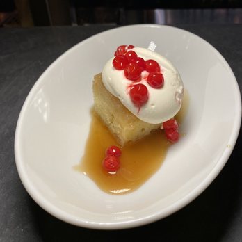 Beau Mont - Pudding Chômeur - light and tasty! - Canadian (New) Near Me - Montreal, Quebec