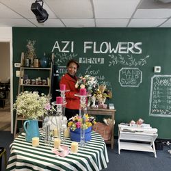 Azi Flowers - Azi in her shop.