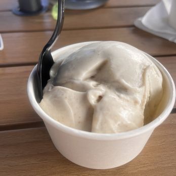 Caffe Stellato - Ginger gelato, and cardamom gelato - Gelato Near Me - Redwood City, California Caffe Stellato - Ginger gelato, and cardamom gelato - Gelato Near Me - Redwood City, California