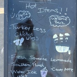 Tuckers Southern Eats and Treats - Hot items
