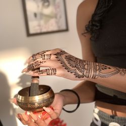 Karma Eyebrow Threading and Henna - Henna tattoo