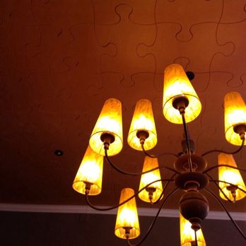64 Taphouse - Ceiling is a puzzle - Bars Near Me - Hood River, Oregon