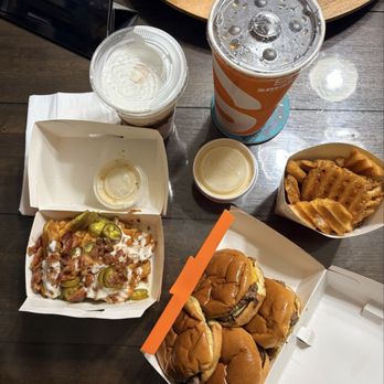 Smalls Sliders - Burgers Near Me - North Charleston, South Carolina
