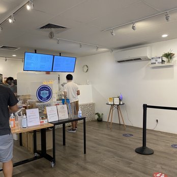 Hana Tea - Inside ~ Online pick up and walk-up order - Bubble Tea Near Me - Honolulu, Hawaii Hana Tea - Inside ~ Online pick up and walk-up order - Bubble Tea Near Me - Honolulu, Hawaii