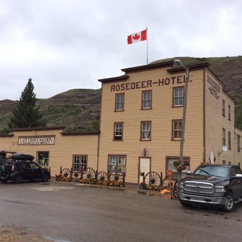 Last Chance Saloon - Pubs Near Me - Rosedale Station, Alberta