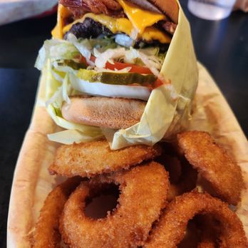 Hodad's - Burgers Near Me - San Diego, California Hodad's - Burgers Near Me - San Diego, California