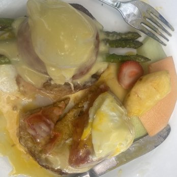 Blue Heaven - Veggie Benedict - Breakfast & Brunch Near Me - Key West, Florida Blue Heaven - Veggie Benedict - Breakfast & Brunch Near Me - Key West, Florida