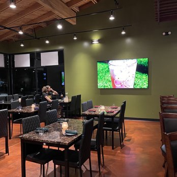 Super Sap's - Dining Areq - Thai Near Me - Cedar Park, Texas