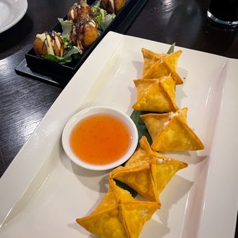 Mizzu Asian Bistro - Crab Rangoon and Octopus Dumpling (Takoyaki) - Asian Fusion Near Me - Cromwell, Connecticut Mizzu Asian Bistro - Crab Rangoon and Octopus Dumpling (Takoyaki) - Asian Fusion Near Me - Cromwell, Connecticut