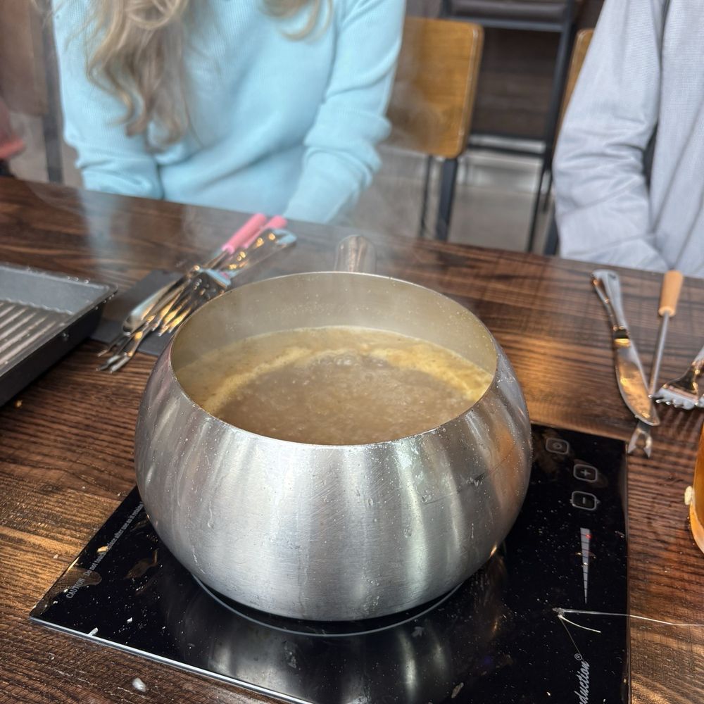 Melting Pot - New Haven - Coq au Vin* - Desserts Near Me - New Haven, Connecticut Melting Pot - New Haven - Coq au Vin* - Desserts Near Me - New Haven, Connecticut