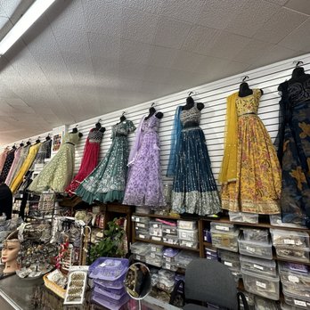 Bollywood Fashions - Women's Clothing Near Me - San Bruno, California