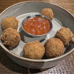 Zizzi - Mozzarella Arancini