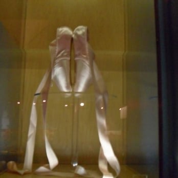 The Bata Shoe Museum - Museums Near Me - Toronto, Ontario