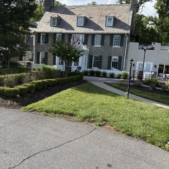 Bavarian Inn - Main house with dining room and bar - Hotels Near Me - Shepherdstown, West Virginia