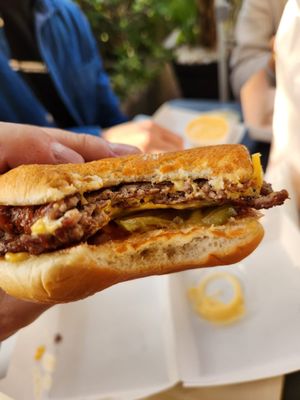 BURGERS NEVER SAY DIE by null BURGERS NEVER SAY DIE by null
