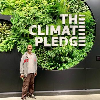 Climate Pledge Arena - Cool photo moment. - Stadiums & Arenas Near Me - Seattle, Washington Climate Pledge Arena - Cool photo moment. - Stadiums & Arenas Near Me - Seattle, Washington