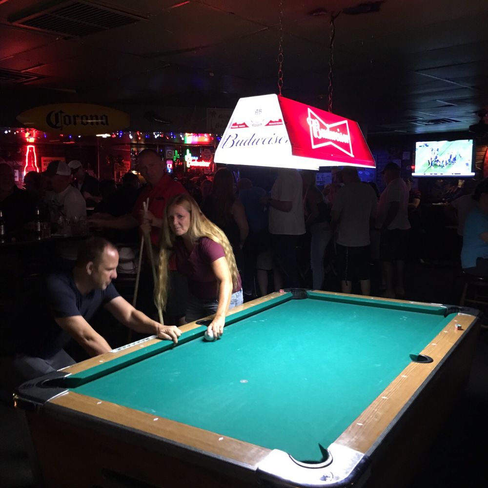 Swizzle Inn - Dive Bars Near Me - Phoenix, Arizona