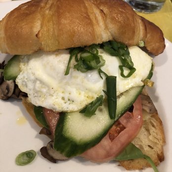 The Bongo Room - Veggie croissant sandwich - New American Near Me - Chicago, Illinois