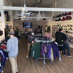 Lucky Dog On The Ave - A first look inside the shop.