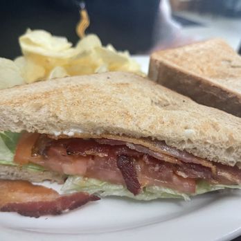 Old Town Café - BLT - Cafes Near Me - Abington, Massachusetts
