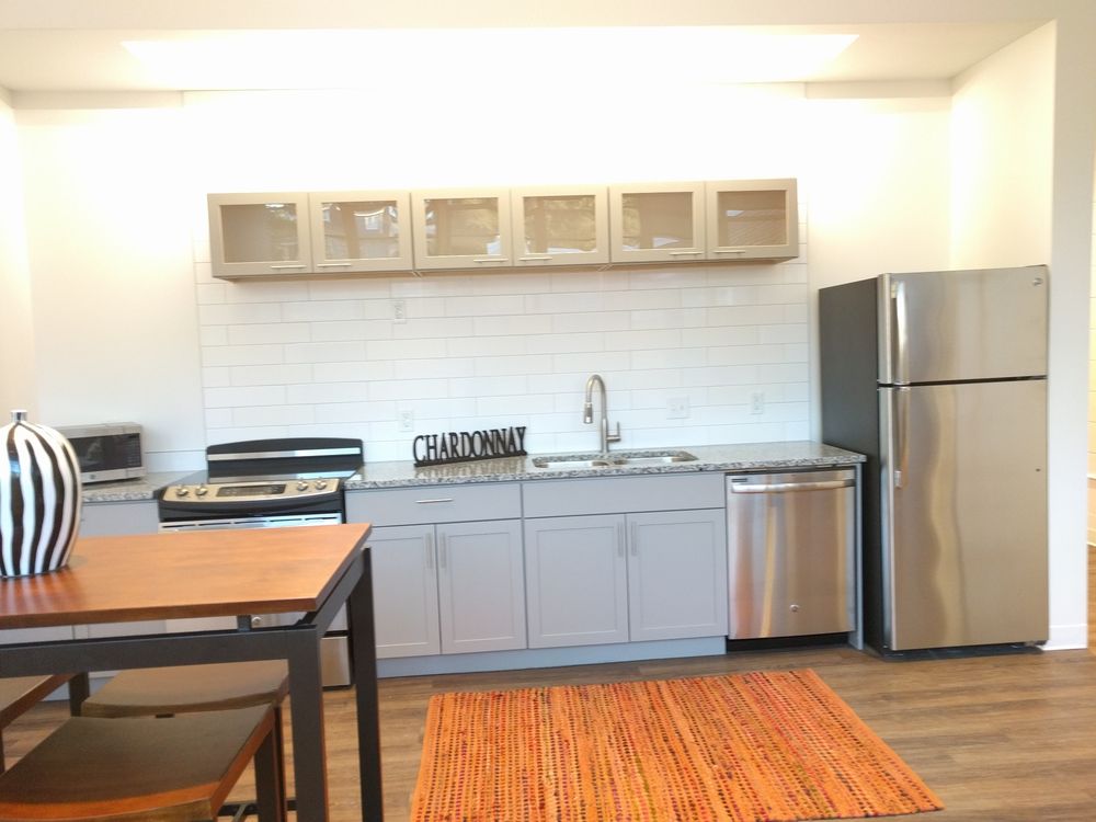 SWITZER LOFTS Updated September 2024 15 Photos 1829 Madison Ave