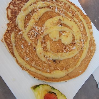 Moena Café - Banana Chantilly Pancakes - Cafes Near Me - Honolulu, Hawaii Moena Café - Banana Chantilly Pancakes - Cafes Near Me - Honolulu, Hawaii