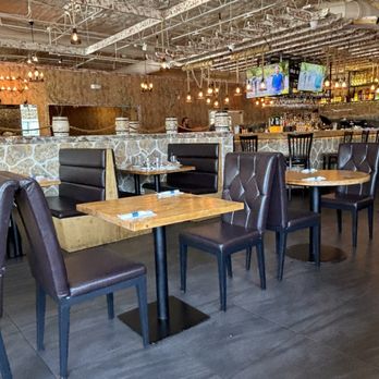 Lefteris Taverna - Greek Near Me - Hartsdale, New York Lefteris Taverna - Greek Near Me - Hartsdale, New York