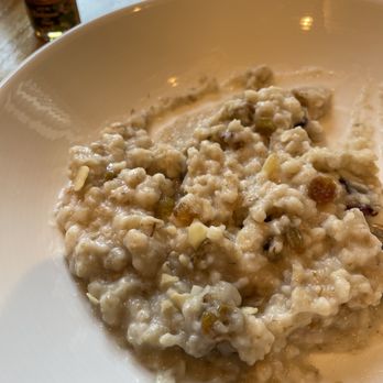 Kimpton Brice Hotel - Steel cut oats!! Ha!! - Hotels Near Me - Savannah, Georgia Kimpton Brice Hotel - Steel cut oats!! Ha!! - Hotels Near Me - Savannah, Georgia