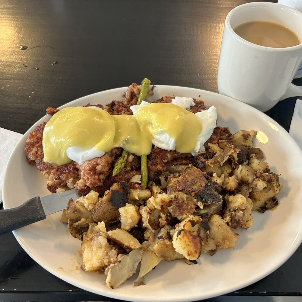 Ken's Corner - Irish Benedict - Breakfast & Brunch Near Me - Glastonbury, Connecticut