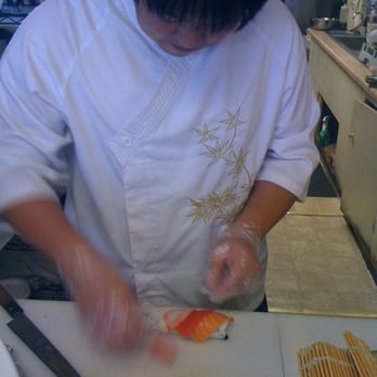 Zen Zen Sushi - Sing hard at work - Japanese Near Me - Central Point, Oregon Zen Zen Sushi - Sing hard at work - Japanese Near Me - Central Point, Oregon