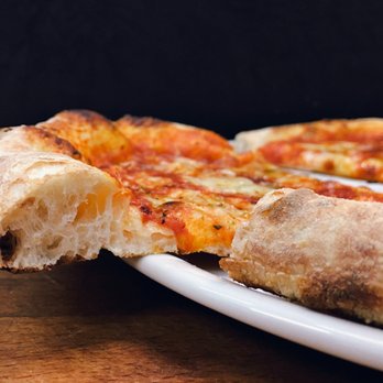 Tomasso - Pizza Near Me - Barcelona, B Tomasso - Pizza Near Me - Barcelona, B