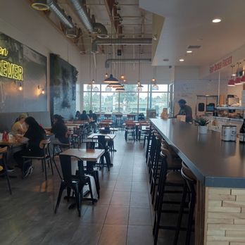 Bruxie - Chicken Shop Near Me - El Segundo, California