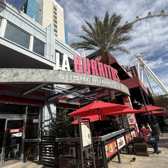 The LINQ - A Caesars Rewards Destination - Hotels Near Me - Las Vegas, Nevada The LINQ - A Caesars Rewards Destination - Hotels Near Me - Las Vegas, Nevada