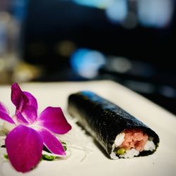 Toro Sushi Stone Grill & Bar - Toro handroll