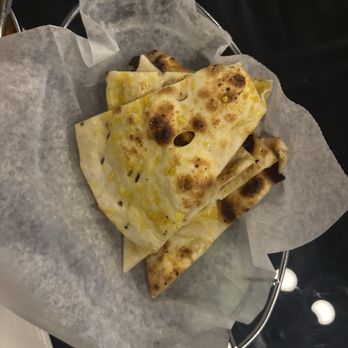 Zen Curry and Grill - Garlic naan - Indian Near Me - Temecula, California Zen Curry and Grill - Garlic naan - Indian Near Me - Temecula, California