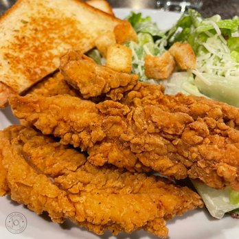 Tisdale Hotel & Bar - fried chicken and salad - Bars Near Me - Tisdale, Saskatchewan