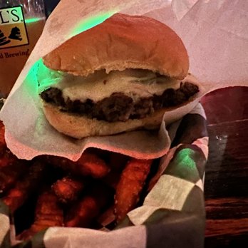 Jack Brown's Beer & Burger Joint - KDH - Spicy cheeseburger - Shocker! - Burgers Near Me - Kill Devil Hills, North Carolina Jack Brown's Beer & Burger Joint - KDH - Spicy cheeseburger - Shocker! - Burgers Near Me - Kill Devil Hills, North Carolina