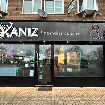 Kaniz Restaurant - Heathrow - Exterior - Indian Near Me - Harmondsworth, XGL