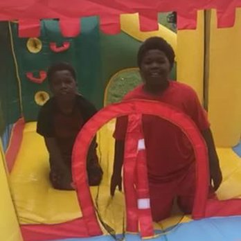 Clown Magi & fun - Bounce house Fun! - Face Painting Near Me